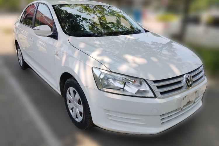 Used Volkswagen Santana 2013 1.4L Manual Fashion Edition Front Right 45 Deg