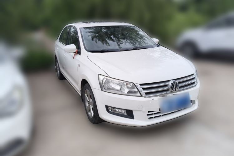 Used Volkswagen Santana 2013 1.6L Manual Comfort Edition Front Right 45 Deg