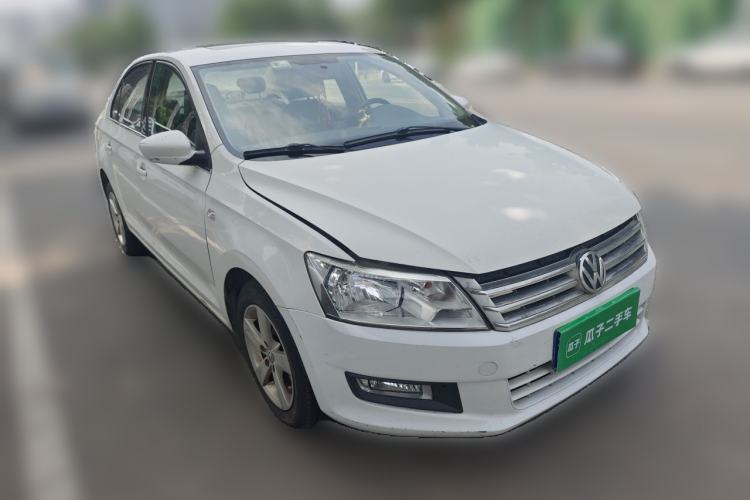 Used Volkswagen Santana 2013 1.4L Manual Comfort Edition Front Right 45 Deg