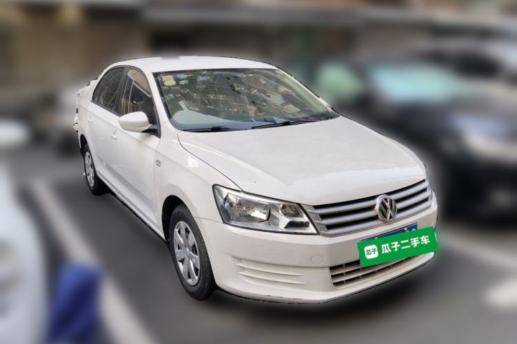 Used Volkswagen Santana 2013 1.6L Automatic Fashion Edition Front Right 45 Deg