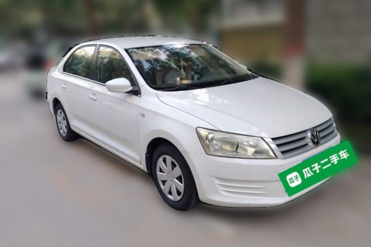 Used Volkswagen Santana 2013 1.6L Automatic Fashion Edition Front Right 45 Deg