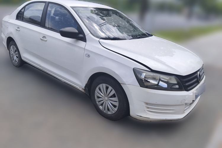Used Volkswagen Santana 2013 1.4L Manual Fashion Edition Front Right 45 Deg