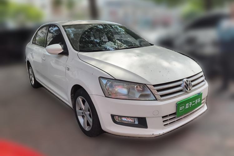 Used Volkswagen Santana 2013 1.6L Automatic Comfort Edition Front Right 45 Deg