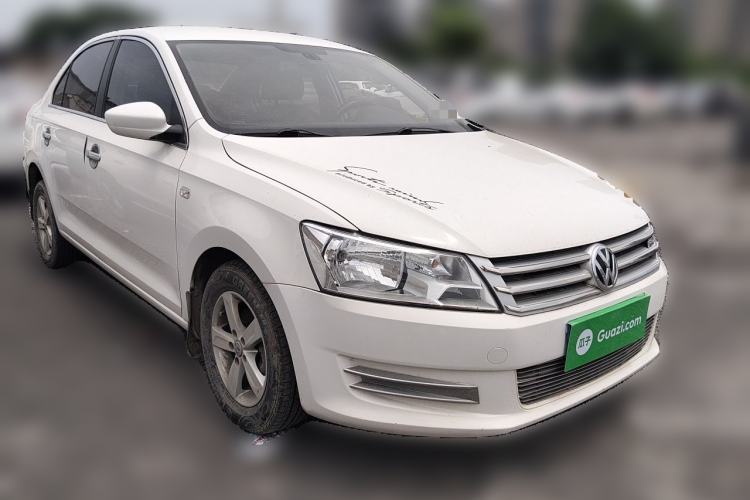 Used Volkswagen Santana 2013 1.6L Manual Fashion Edition Front Right 45 Deg