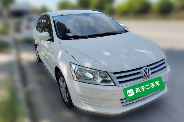 Used Volkswagen Santana 2013 1.6L Manual Fashion Edition Front Right 45 Deg