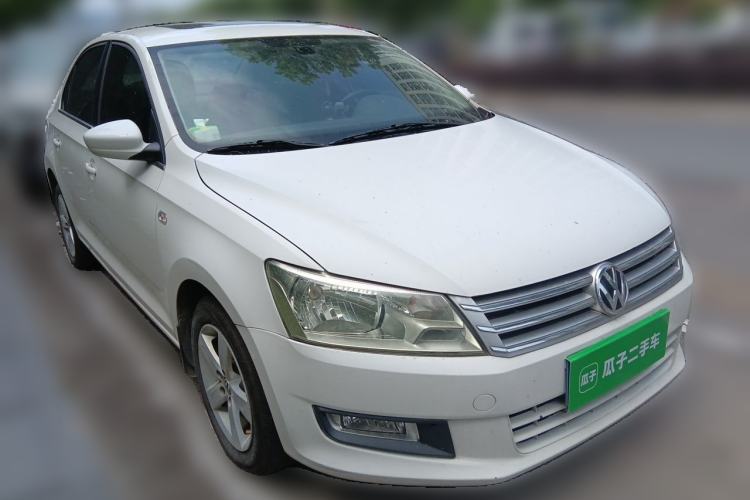 Used Volkswagen Santana 2013 1.4L Manual Comfort Edition Front Right 45 Deg