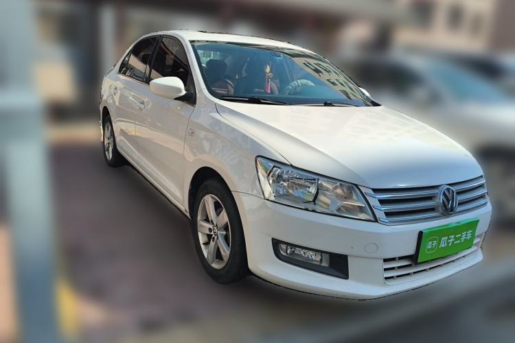 Used Volkswagen Santana 2013 1.6L Manual Comfort Edition Front Right 45 Deg