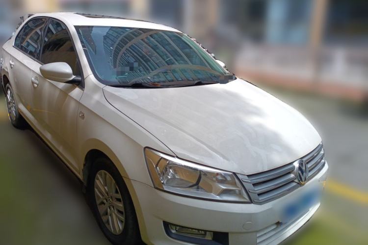 Used Volkswagen Santana 2013 1.6L Manual Luxury Edition Front Right 45 Deg