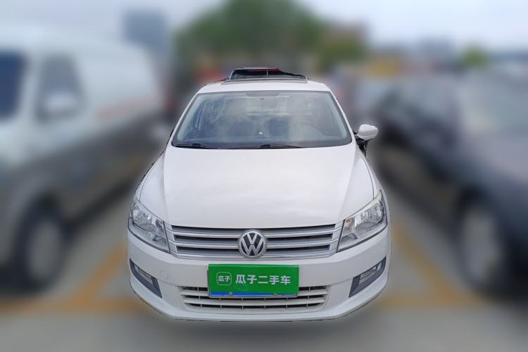 Used Volkswagen Santana 2013 1.6L Automatic Luxury Edition Front
