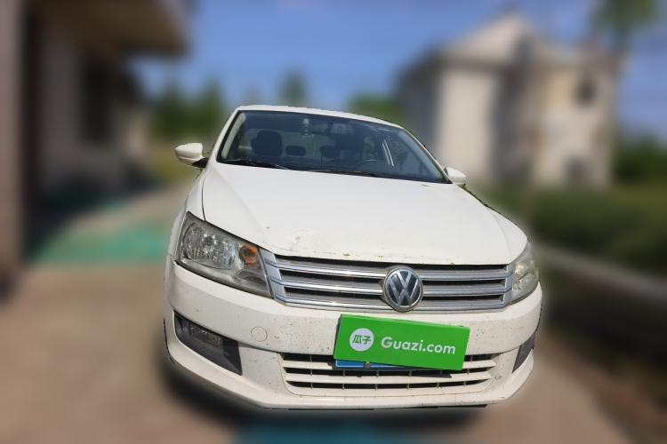 Used Volkswagen Santana 2013 1.6L Automatic Luxury Edition Front
