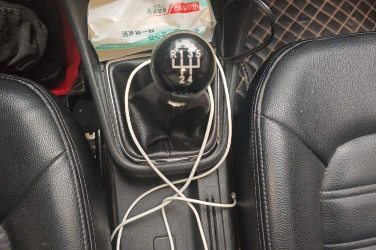 Used Volkswagen Santana 2013 1.4L Manual Fashion Edition Gear Lever