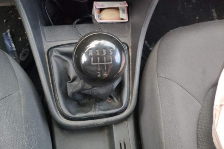 Used Volkswagen Santana 2013 1.4L Manual Fashion Edition Gear Lever