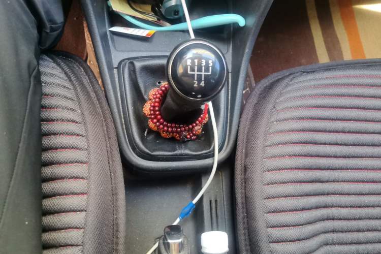 Used Volkswagen Santana 2013 1.6L Manual Comfort Edition Gear Lever