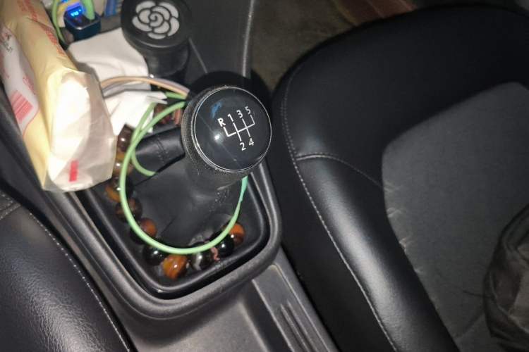 Used Volkswagen Santana 2013 1.4L Manual Comfort Edition Gear Lever