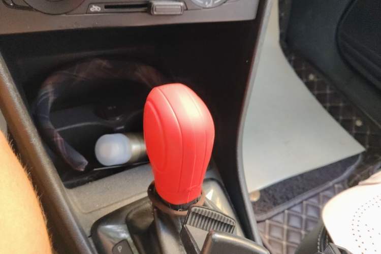 Used Volkswagen Santana 2013 1.6L Automatic Fashion Edition Gear Lever