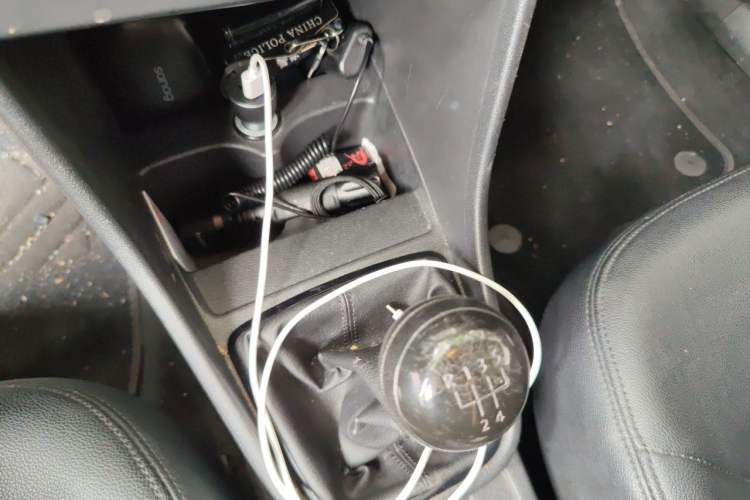 Used Volkswagen Santana 2013 1.6L Manual Fashion Edition Gear Lever