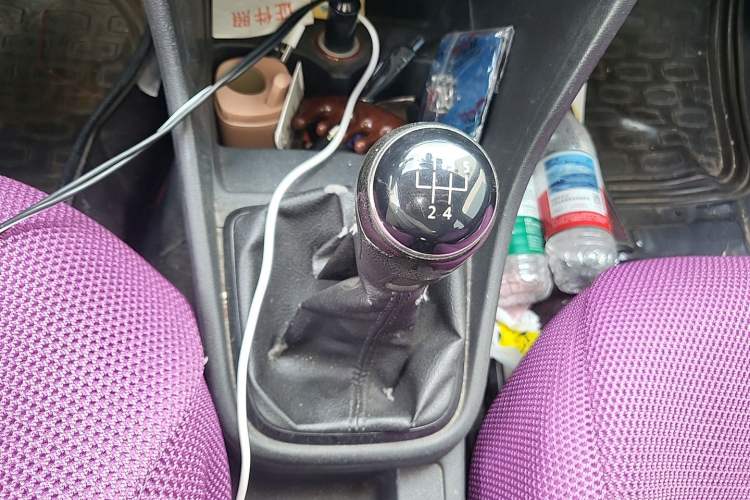 Used Volkswagen Santana 2013 1.6L Manual Comfort Edition Gear Lever