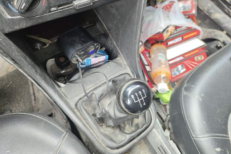 Used Volkswagen Santana 2013 1.4L Manual Comfort Edition Gear Lever