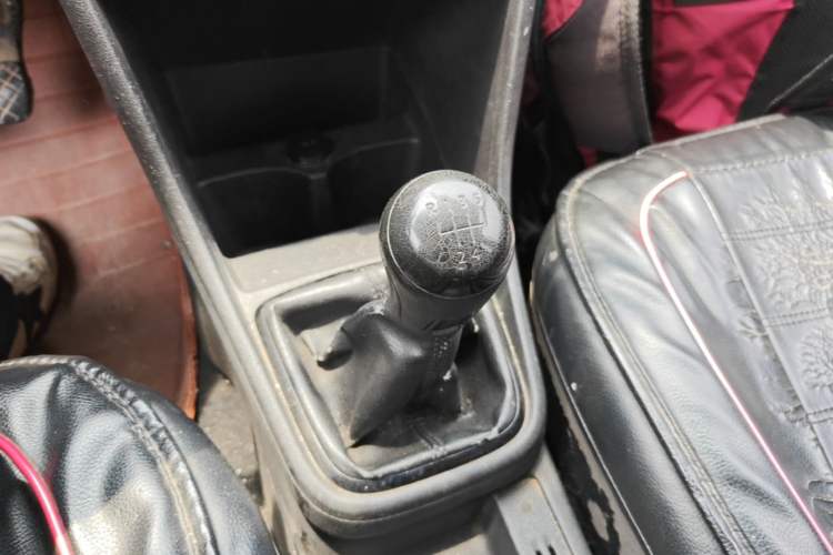 Used Volkswagen Santana 2013 1.4L Manual Fashion Edition Gear Lever
