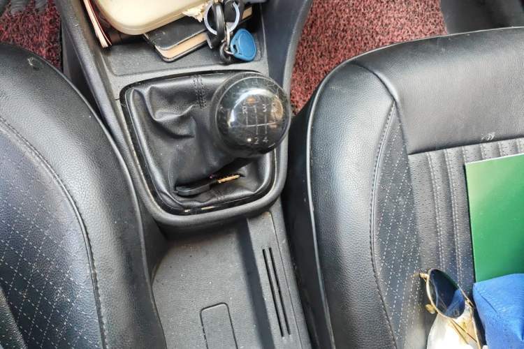 Used Volkswagen Santana 2013 1.6L Manual Fashion Edition Gear Lever