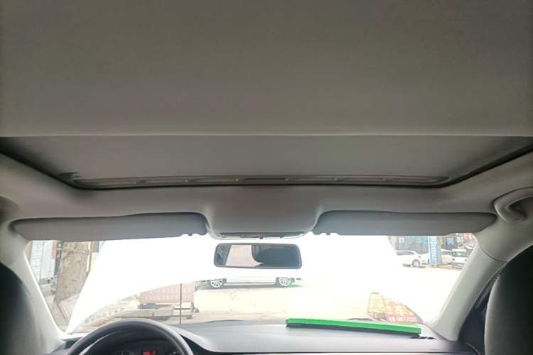 Used Volkswagen Santana 2013 1.6L Automatic Comfort Edition Headliner