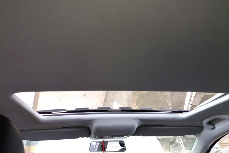 Used Volkswagen Santana 2013 1.6L Automatic Comfort Edition Headliner