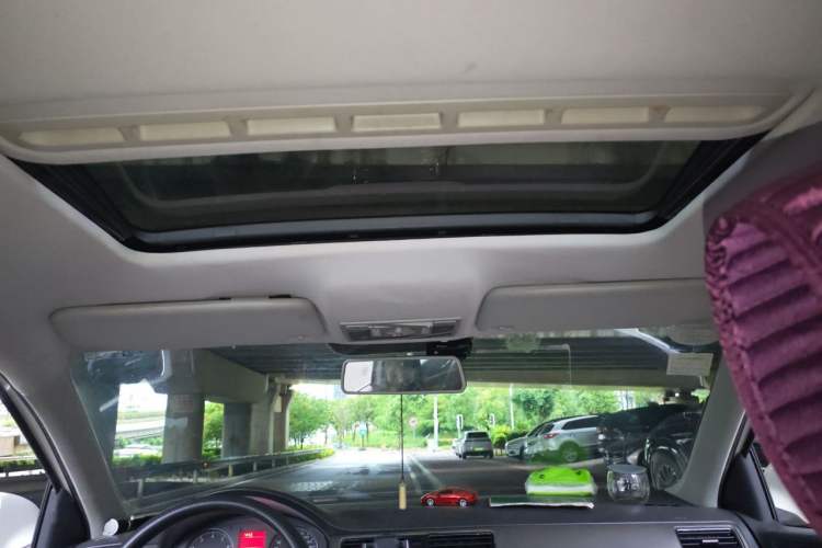 Used Volkswagen Santana 2013 1.6L Automatic Comfort Edition Headliner