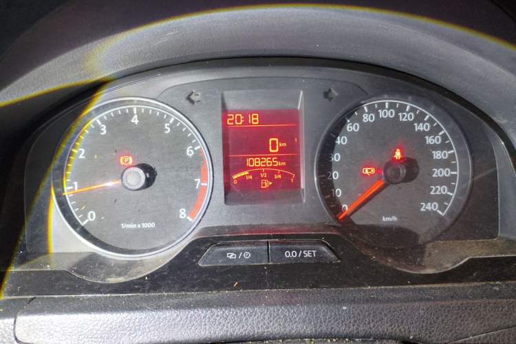 Used Volkswagen Santana 2013 1.6L Manual Comfort Edition Instrument Cluster