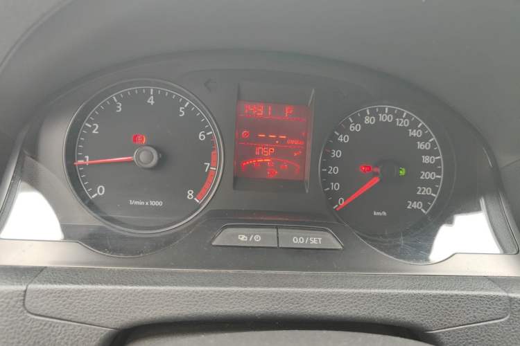 Used Volkswagen Santana 2013 1.6L Automatic Comfort Edition Instrument Cluster