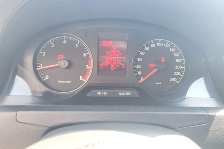 Used Volkswagen Santana 2013 1.4L Manual Comfort Edition Instrument Cluster