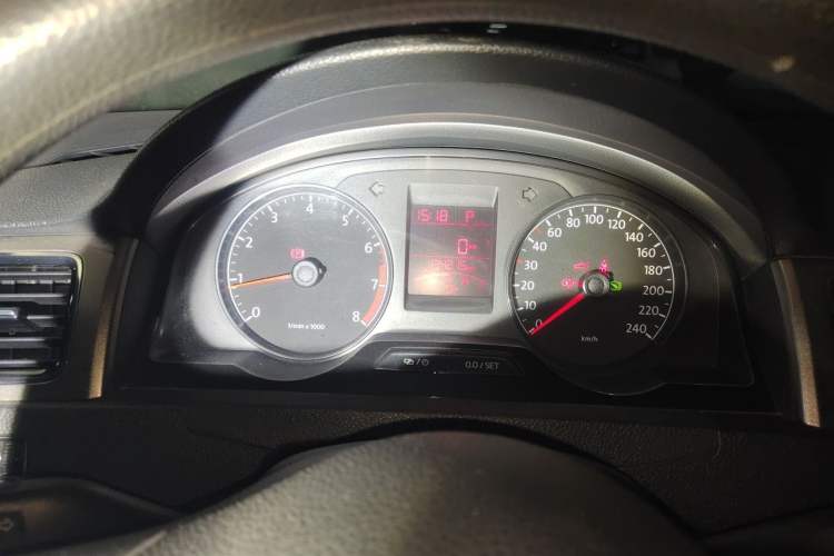 Used Volkswagen Santana 2013 1.6L Automatic Comfort Edition Instrument Cluster