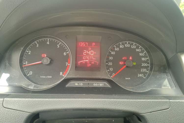Used Volkswagen Santana 2013 1.6L Automatic Comfort Edition Instrument Cluster
