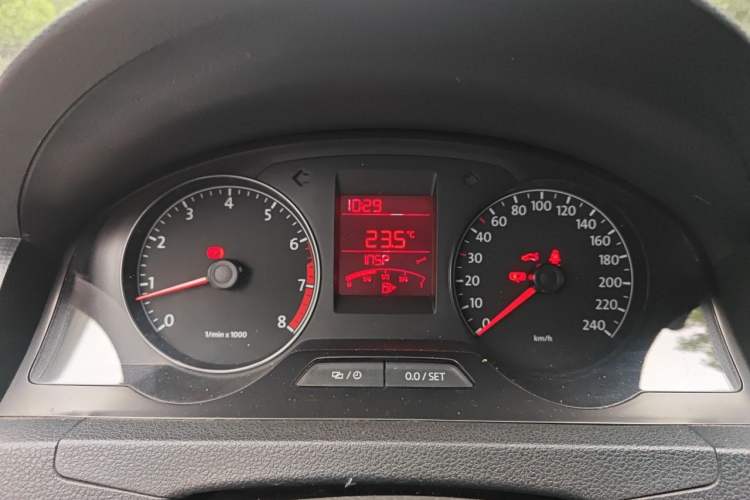 Used Volkswagen Santana 2013 1.6L Manual Fashion Edition Instrument Cluster