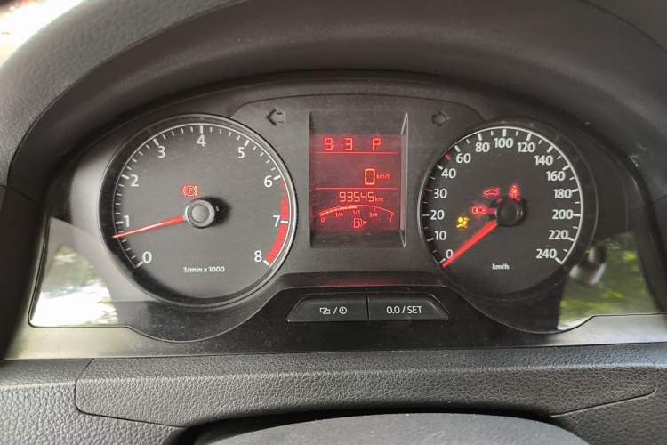 Used Volkswagen Santana 2013 1.6L Automatic Comfort Edition Instrument Cluster