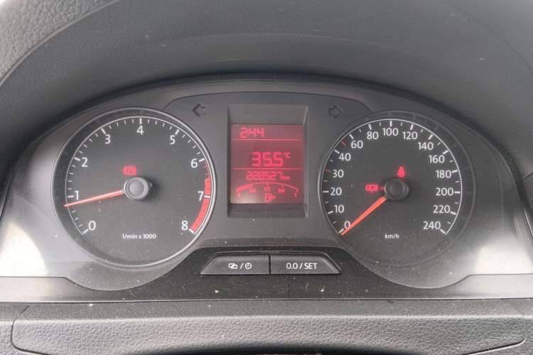 Used Volkswagen Santana 2013 1.6L Manual Fashion Edition Instrument Cluster