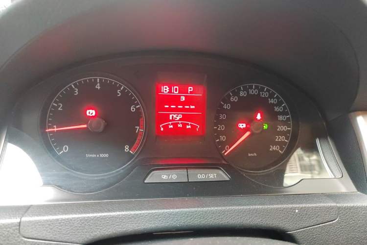 Used Volkswagen Santana 2013 1.6L Automatic Comfort Edition Instrument Cluster