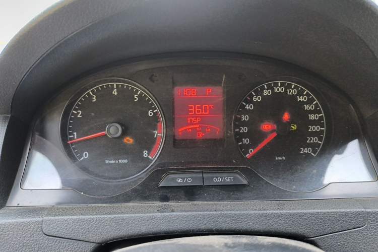 Used Volkswagen Santana 2013 1.6L Automatic Fashion Edition Instrument Cluster
