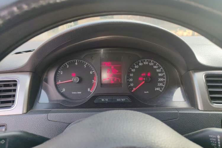 Used Volkswagen Santana 2013 1.4L Manual Comfort Edition Instrument Cluster