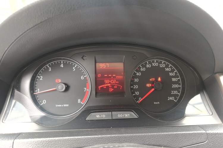 Used Volkswagen Santana 2013 1.6L Manual Comfort Edition Instrument Cluster