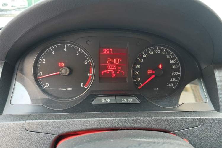 Used Volkswagen Santana 2013 1.6L Manual Fashion Edition Instrument Cluster