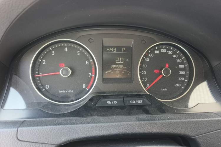 Used Volkswagen Santana 2013 1.6L Automatic Luxury Edition Instrument Cluster