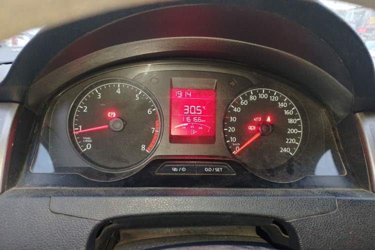 Used Volkswagen Santana 2013 1.6L Manual Comfort Edition Instrument Cluster