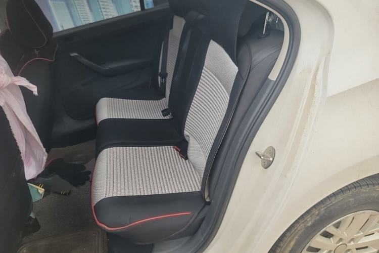 Used Volkswagen Santana 2013 1.4L Manual Fashion Edition Interior 4