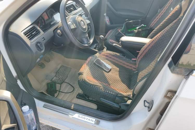 Used Volkswagen Santana 2013 1.4L Manual Comfort Edition Left Front Seat