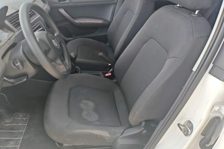 Used Volkswagen Santana 2013 1.6L Manual Fashion Edition Left Front Seat