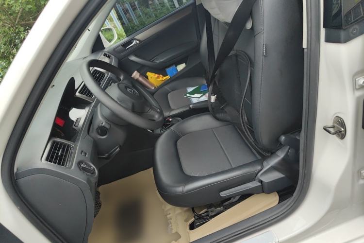 Used Volkswagen Santana 2013 1.6L Automatic Comfort Edition Left Front Seat