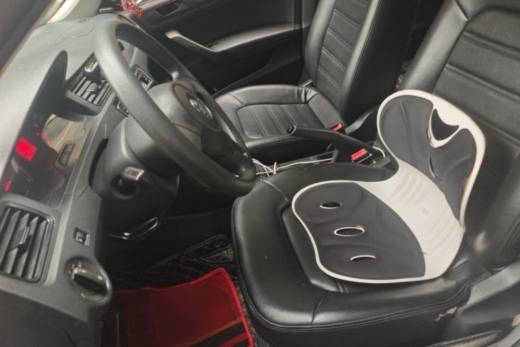 Used Volkswagen Santana 2013 1.4L Manual Fashion Edition Left Front Seat