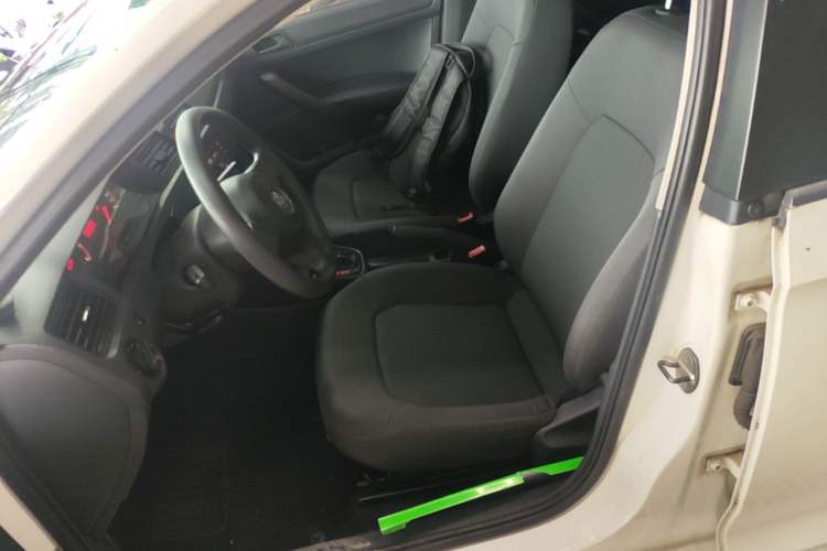 Used Volkswagen Santana 2013 1.6L Automatic Fashion Edition Left Front Seat