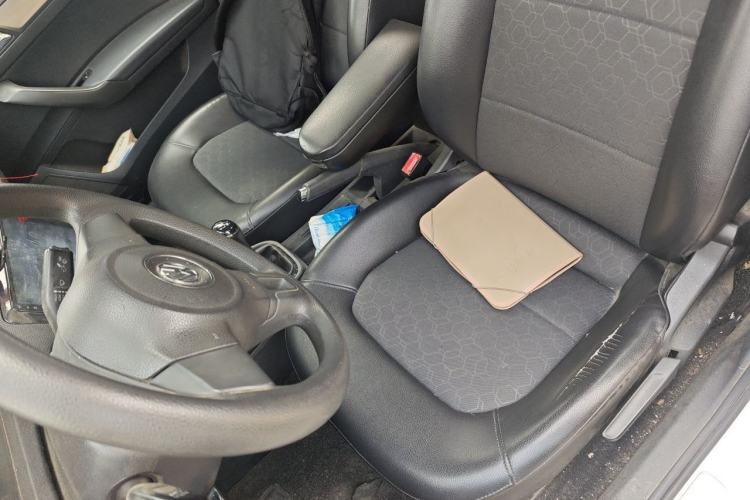 Used Volkswagen Santana 2013 1.4L Manual Comfort Edition Left Front Seat