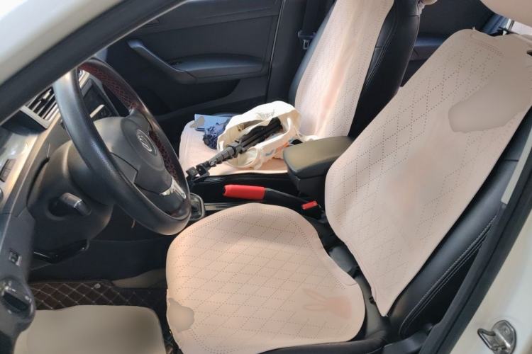 Used Volkswagen Santana 2013 1.6L Automatic Fashion Edition Left Front Seat